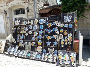 huzurlu mavi çeşme alaçatı çatladı kapı2