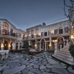 sacred-hotel